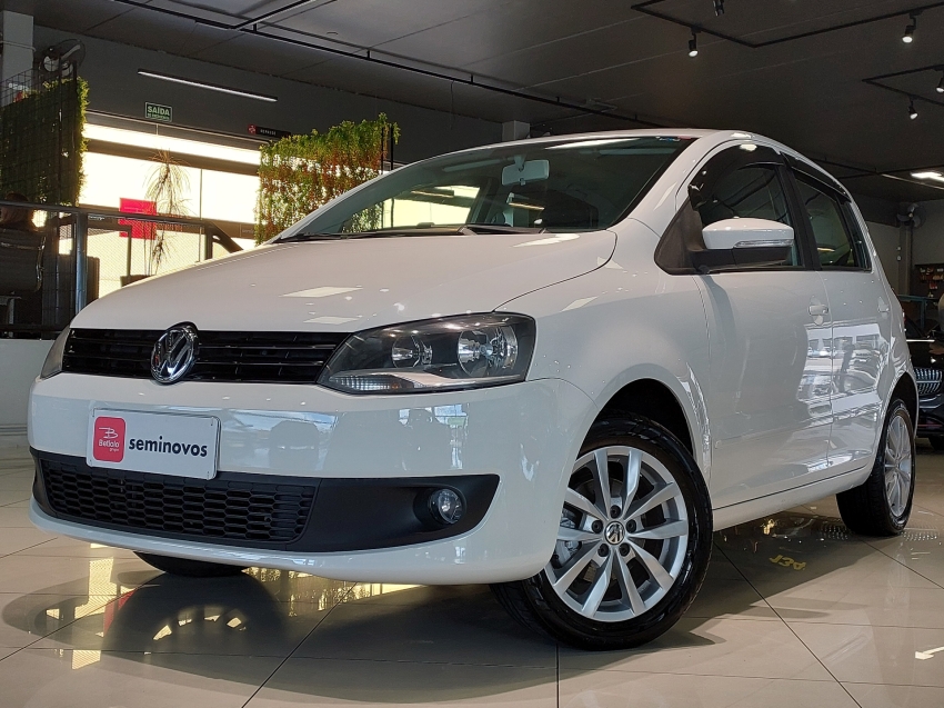 volkswagen fox 1.0 mi 8v flex 4p manual 2014