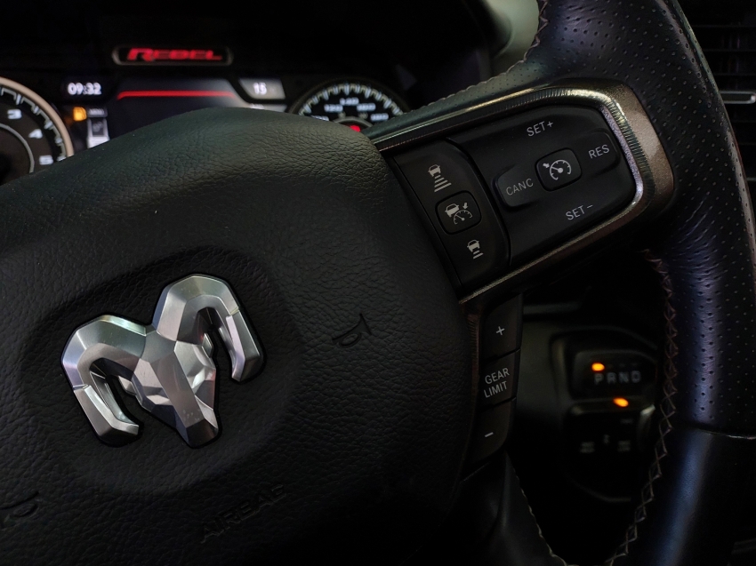 ram 1500 5.7 v8 gasolina rebel cd 4x4 automatico 4p 2021