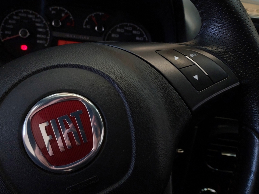 fiat strada 1.8 mpi adventure cd 16v flex 3p manual 2020