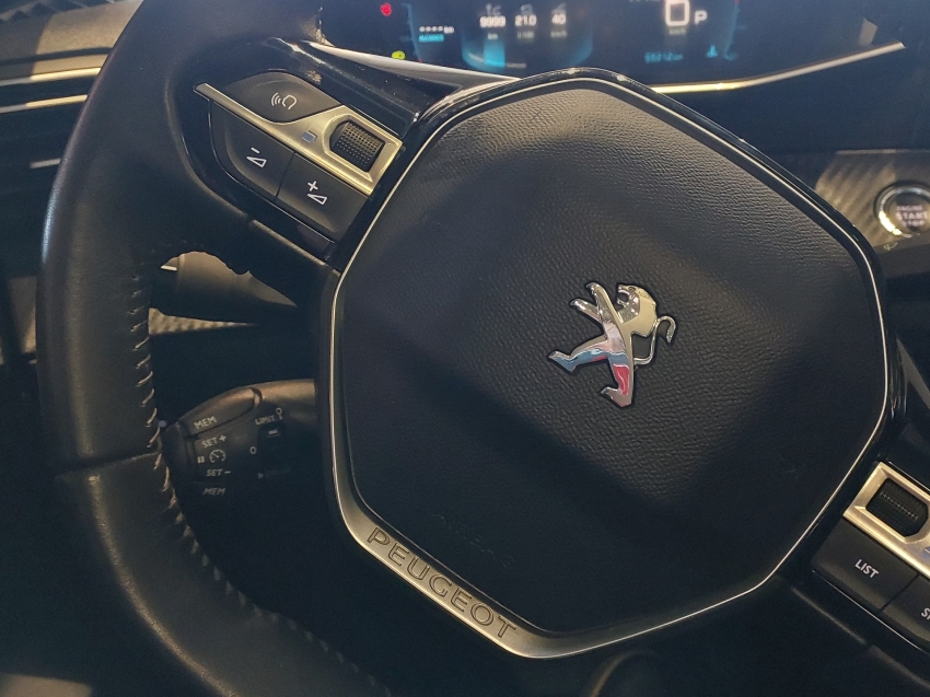 peugeot 208 1.6 16v flex griffe at6 4p automatico 2022