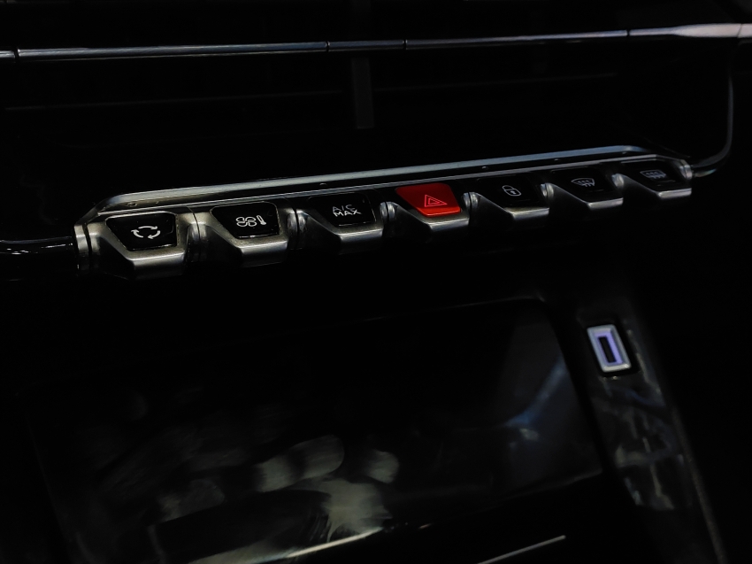 peugeot 208 1.6 16v flex griffe at6 4p automatico 2022