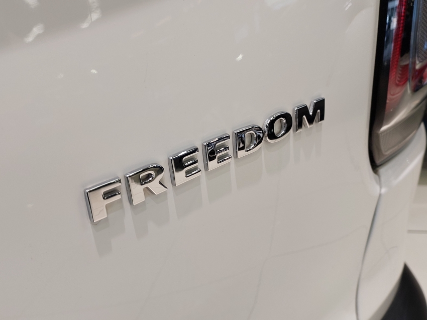 fiat strada 1.3 firefly flex freedom cd manual 4p 2023