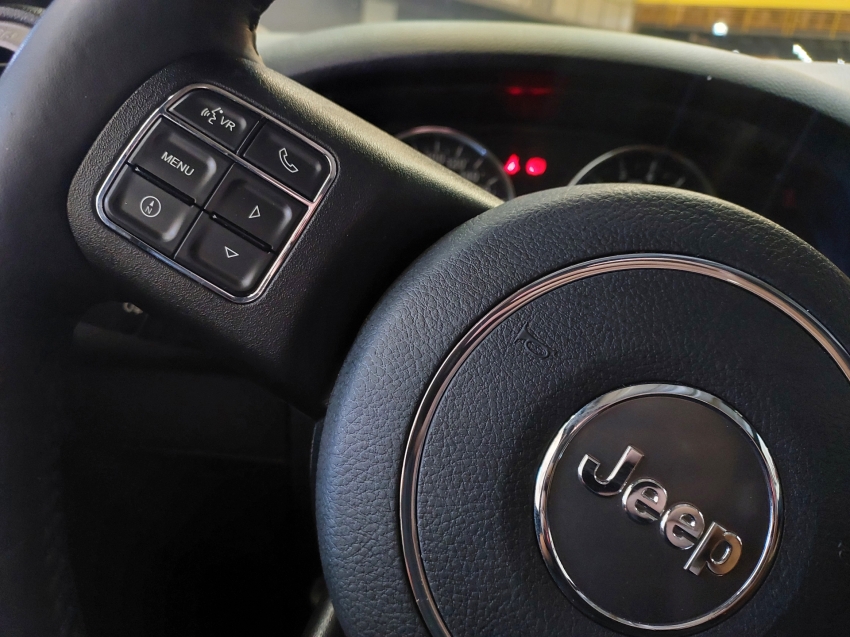 jeep wrangler 3.6 sport 4x4 v6 12v gasolina 2p automatico 2015