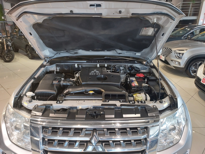 mitsubishi pajero full 3.2 hpe 4x4 16v turbo intercooler diesel 4p automatico 201624