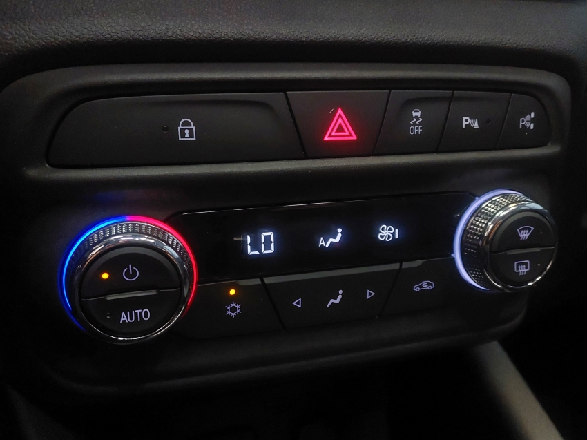 chevrolet tracker 1.2 turbo flex premier automatico 4p 2025