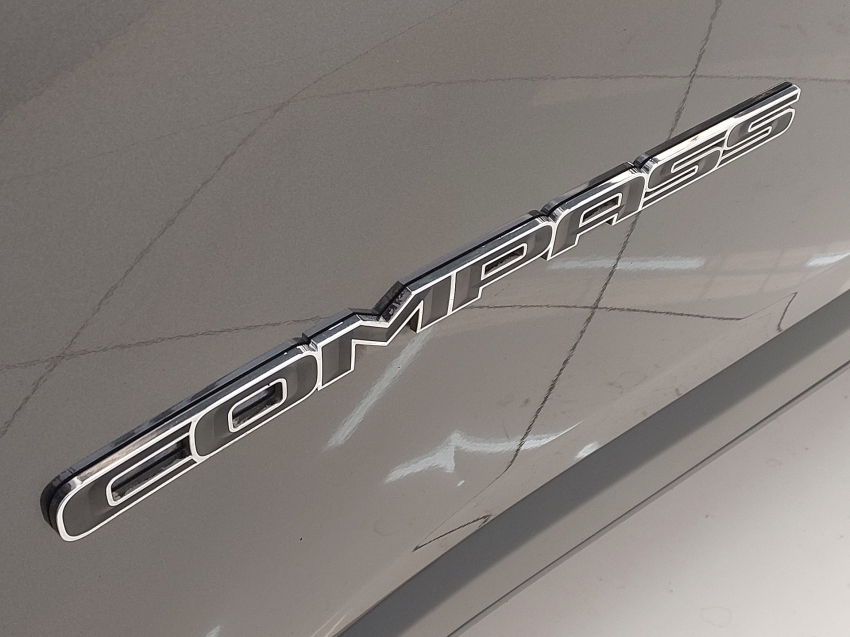 jeep compass 1.3 t270 turbo flex longitude at6 4p automatico 2023