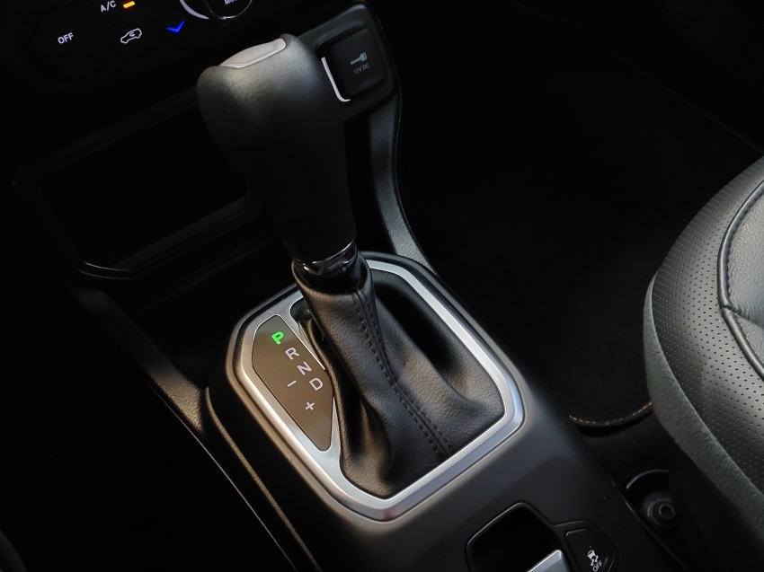 jeep renegade 1.8 16v flex longitude 4p automatico 2021