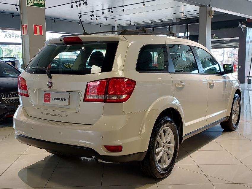 fiat freemont 2.4 emotion 16v gasolina 4p automatico flex 2014