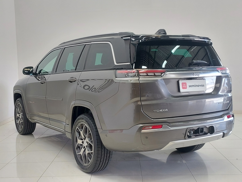 jeep commander 2.0 td380 turbo diesel overland at9 4p automatico 2022
