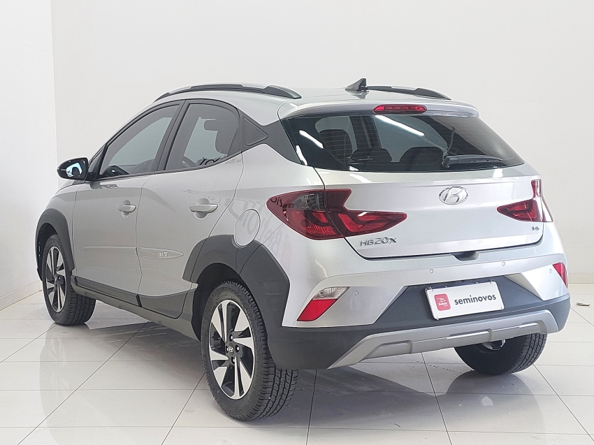 hyundai hb20x 1.6 16v flex evolution automatico 4p 2021