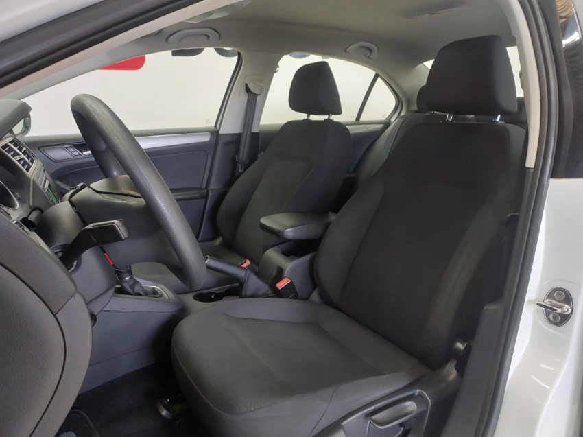 volkswagen jetta 2.0 trendline flex 4p tiptronic automatico 2016