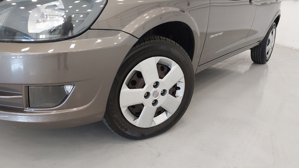 chevrolet celta 1.0 mpfi advantage 8v flex 4p manual 2014