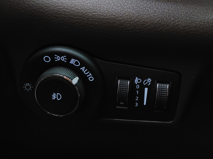 jeep commander 2.0 td380 turbo diesel overland at9 4p automatico 2023