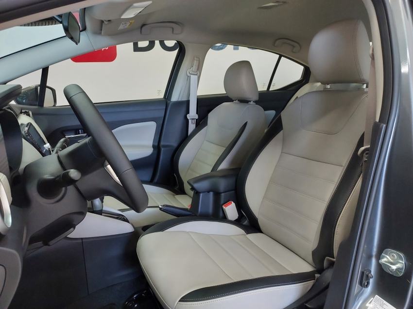 nissan versa 1.6 16v flex exclusive xtronic 4p automatico 2025
