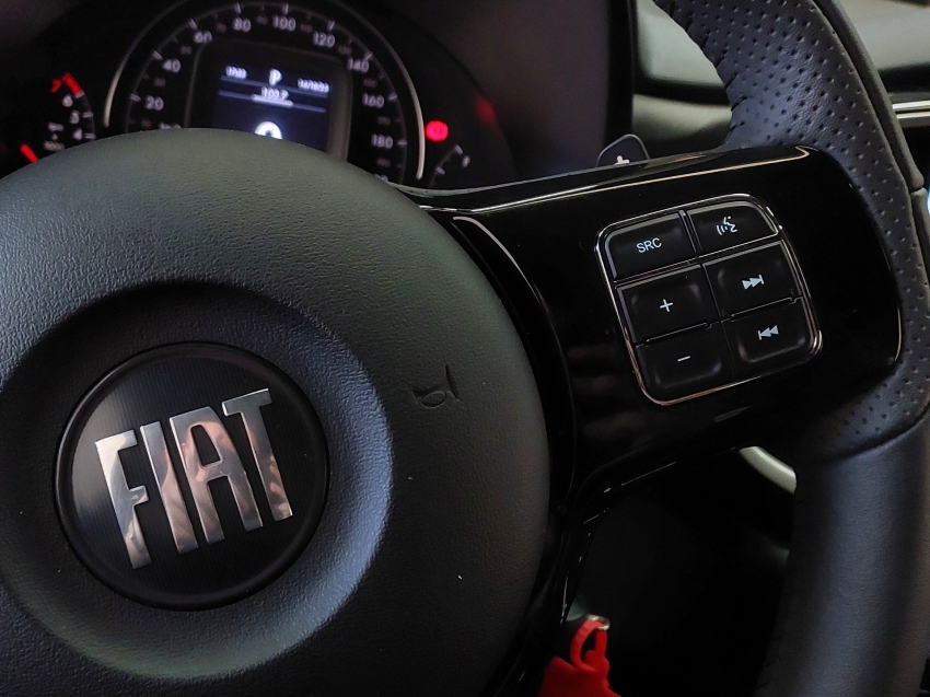 fiat strada 1.3 firefly flex volcano cd cvt 4p automatico 2023