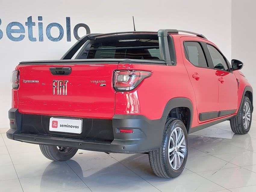fiat strada 1.3 firefly flex volcano cd cvt 4p automatico 2023