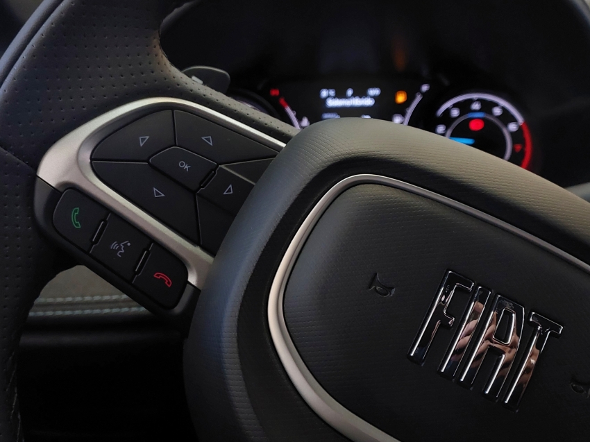 fiat fastback 1.0 turbo 200 hybrid audace cvt hibrido 4p automatico 2026