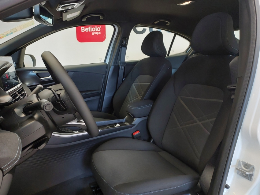 fiat fastback 1.0 turbo 200 hybrid audace cvt hibrido 4p automatico 2026