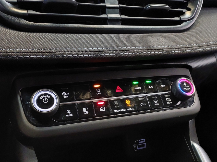 fiat fastback 1.0 turbo 200 hybrid audace cvt hibrido 4p automatico 2026