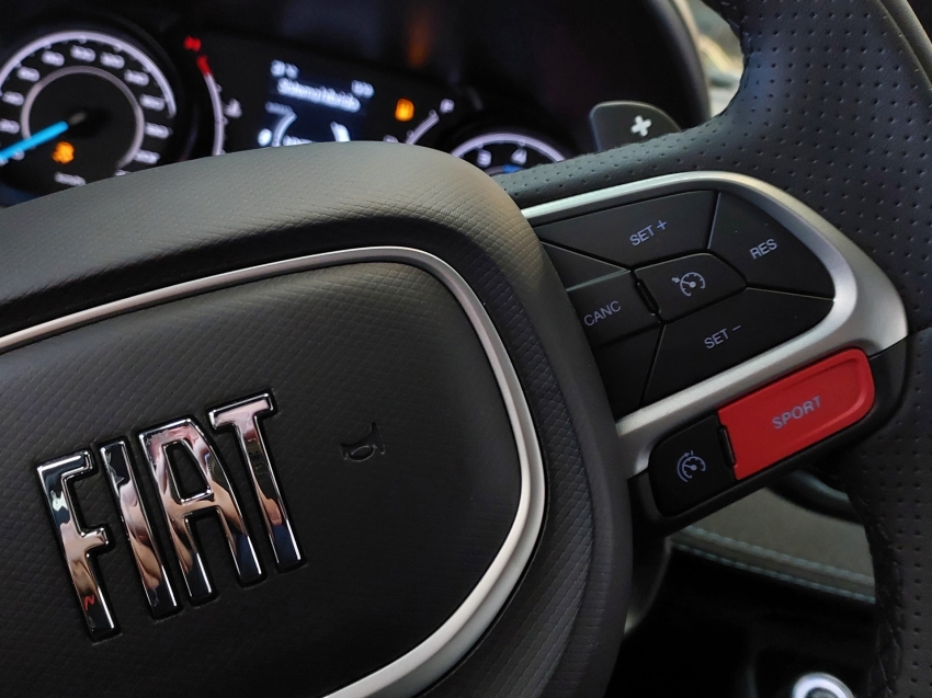 fiat fastback 1.0 turbo 200 hybrid audace cvt hibrido 4p automatico 2026