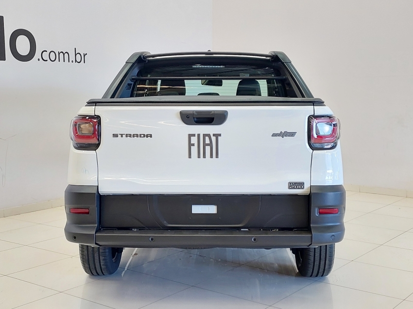 fiat strada 1.0 turbo 200 flex ultra cd cvt 4p automatico 2026