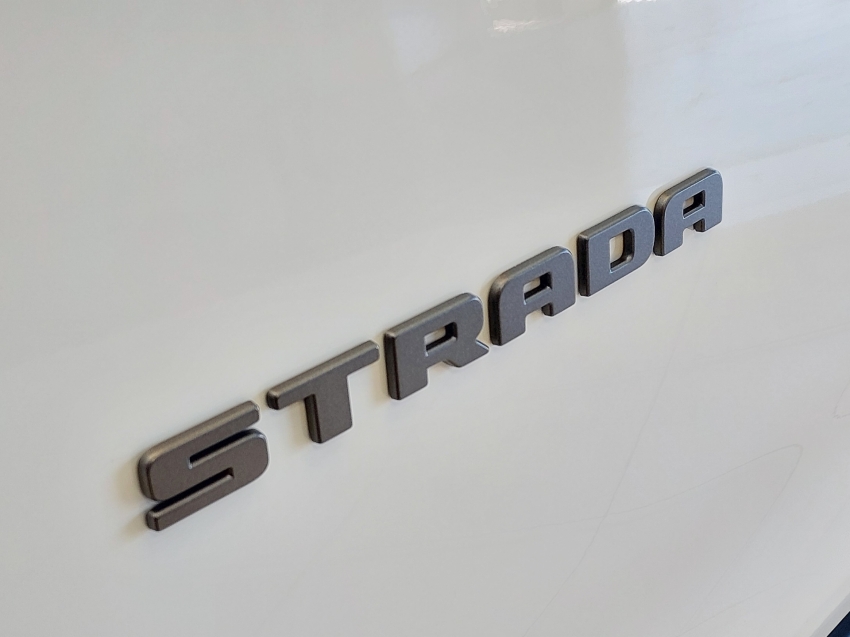 fiat strada 1.0 turbo 200 flex ultra cd cvt 4p automatico 2026
