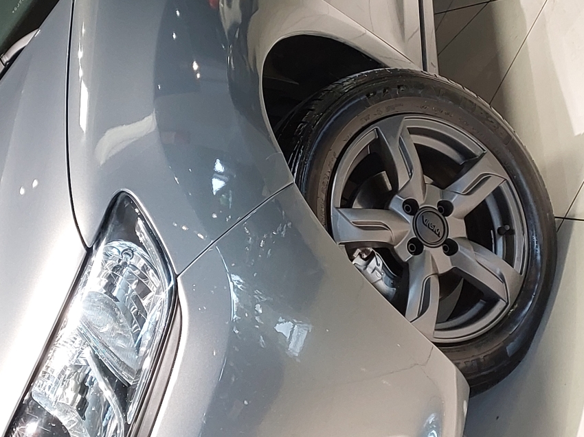 renault logan 1.6 expression 8v flex 4p automatizado semiautomatico 2016