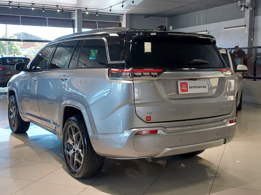jeep commander 2.0 td380 turbo diesel overland at9 4p automatico 2022