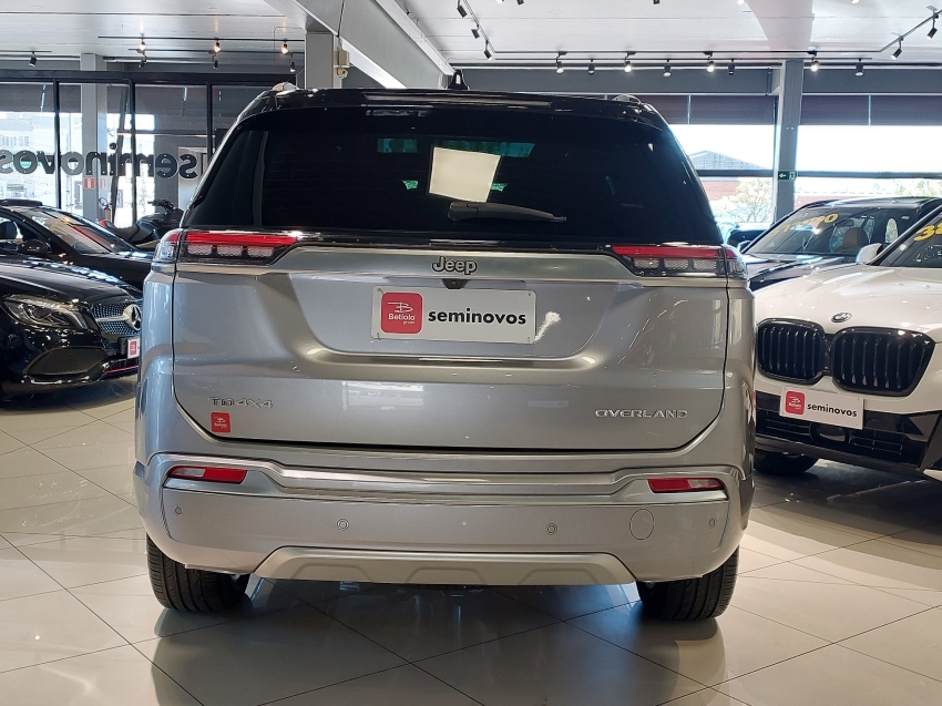 jeep commander 2.0 td380 turbo diesel overland at9 4p automatico 2022