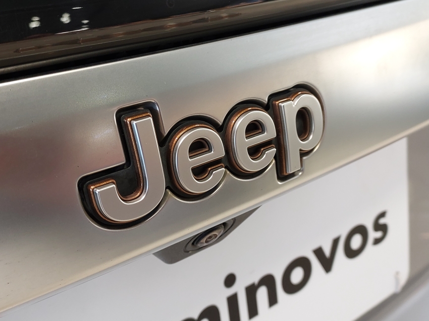 jeep commander 2.0 td380 turbo diesel overland at9 4p automatico 2022