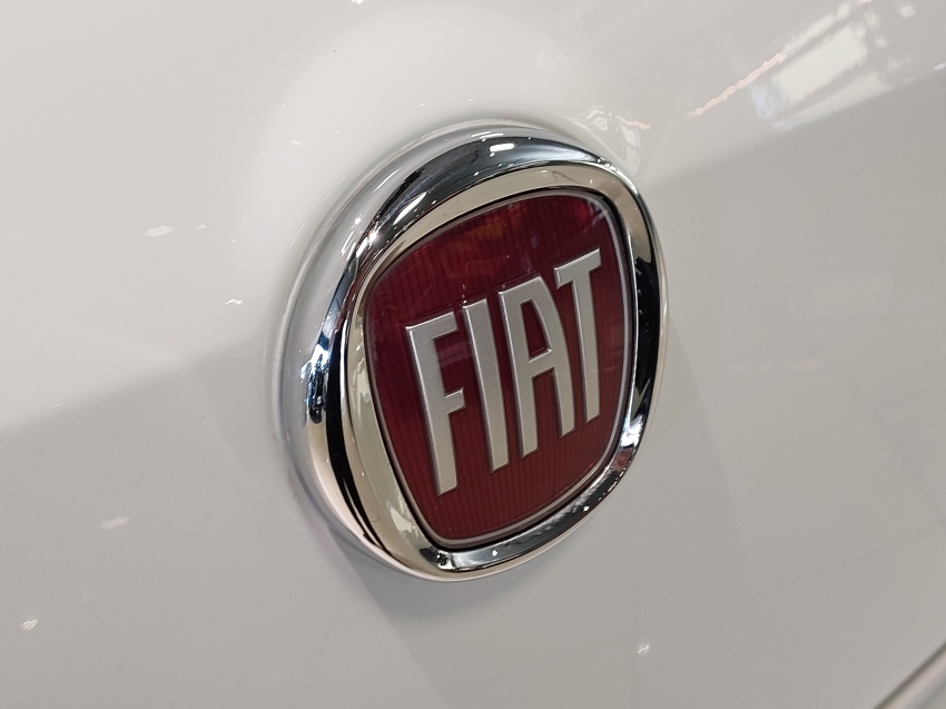 fiat palio 1.6 mpi essence 16v flex 4p automatizado semiautomatico 201419 fiat palio 1.6 mpi essence 16v flex 4p automatizado semiautomatico 201419
