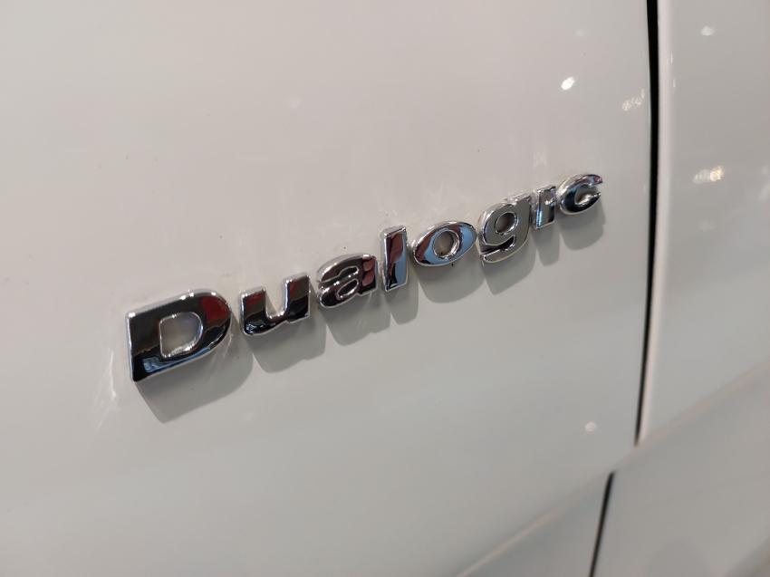 fiat palio 1.6 mpi essence 16v flex 4p automatizado semiautomatico 201422 fiat palio 1.6 mpi essence 16v flex 4p automatizado semiautomatico 201422