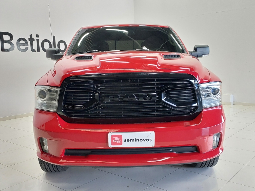 ram classic 5.7 v8 gasolina laramie night edition cd 4x4 automatico 4p 2022