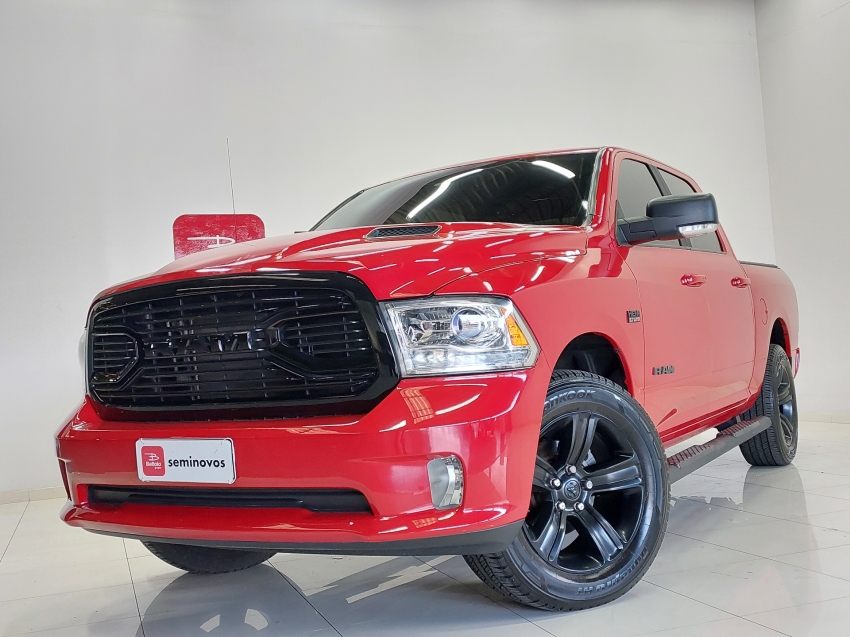 ram classic 5.7 v8 gasolina laramie night edition cd 4x4 automatico 4p 2022