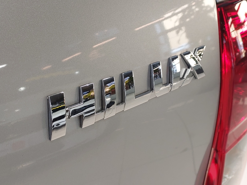 toyota hilux 2.8 sr 4x4 cd 16v diesel 4p automatico 201621