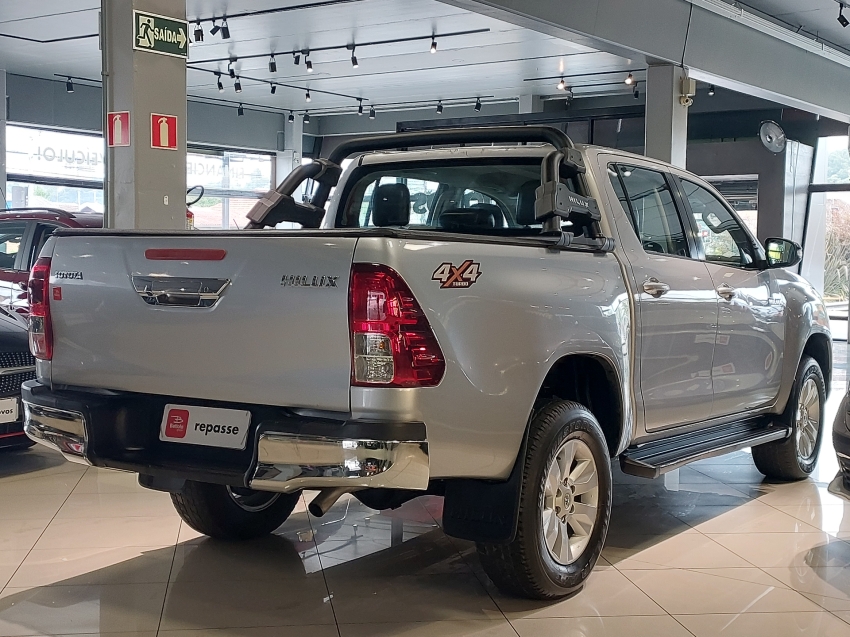 toyota hilux 2.8 sr 4x4 cd 16v diesel 4p automatico 20166