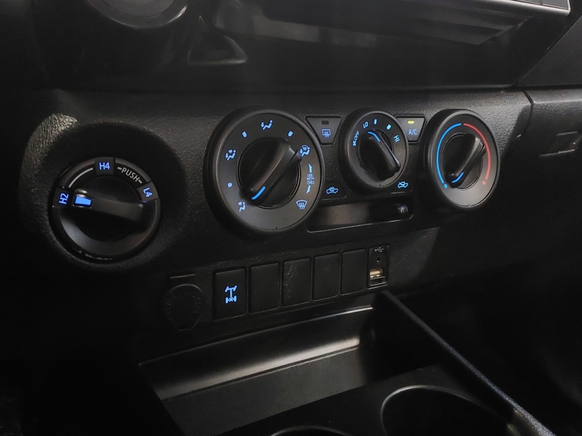 toyota hilux 2.8 sr 4x4 cd 16v diesel 4p automatico 201612