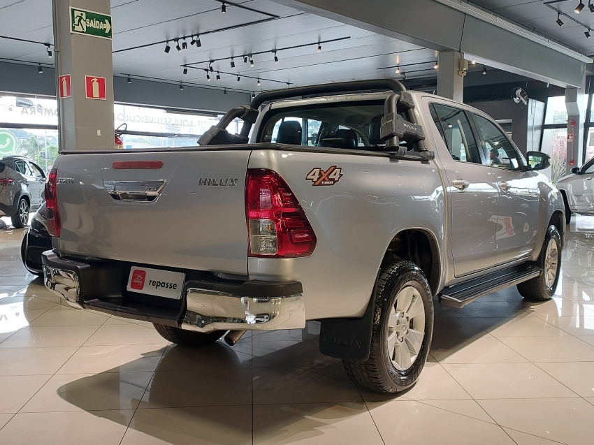 toyota hilux 2.8 sr 4x4 cd 16v diesel 4p automatico 20166