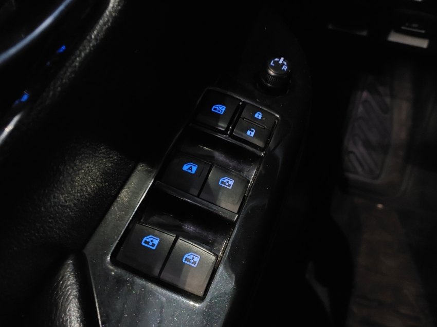 toyota hilux 2.8 sr 4x4 cd 16v diesel 4p automatico 201618