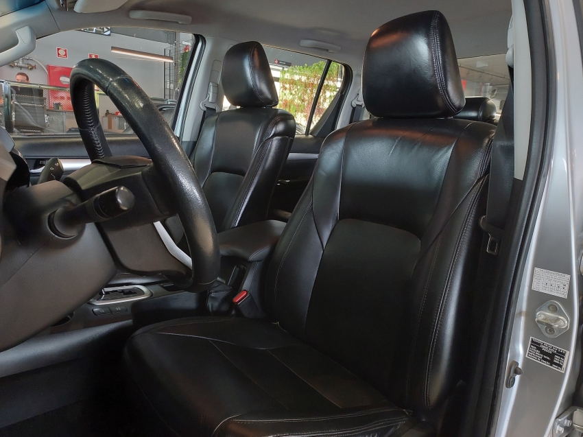 toyota hilux 2.8 sr 4x4 cd 16v diesel 4p automatico 20169