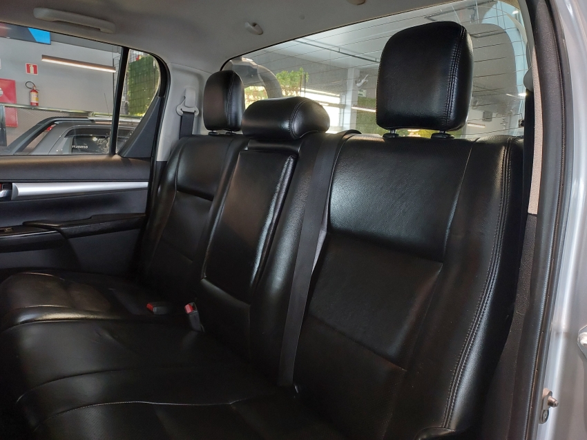 toyota hilux 2.8 sr 4x4 cd 16v diesel 4p automatico 201610