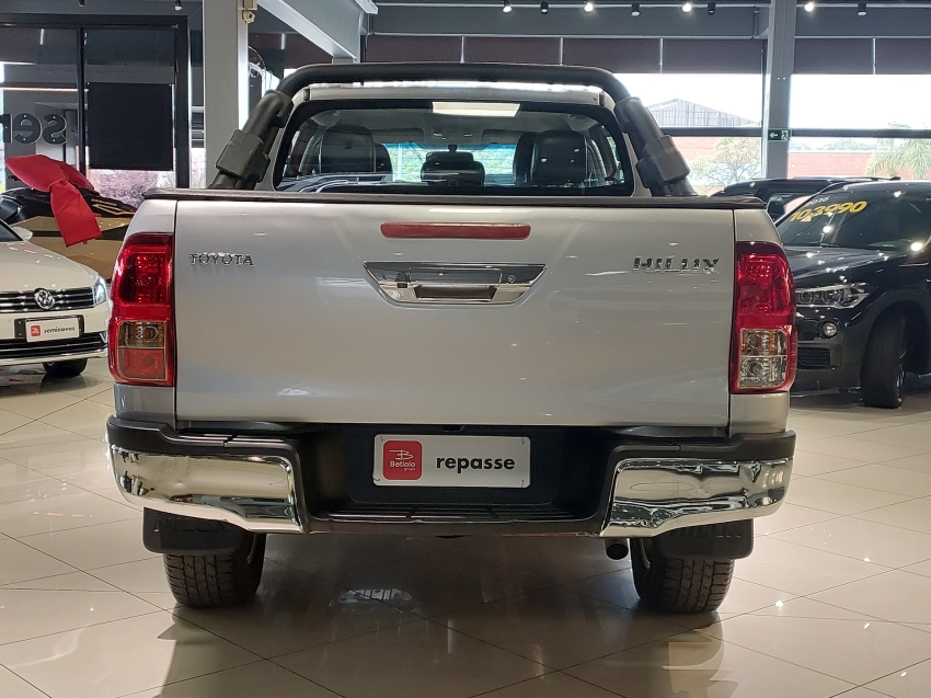 toyota hilux 2.8 sr 4x4 cd 16v diesel 4p automatico 20165