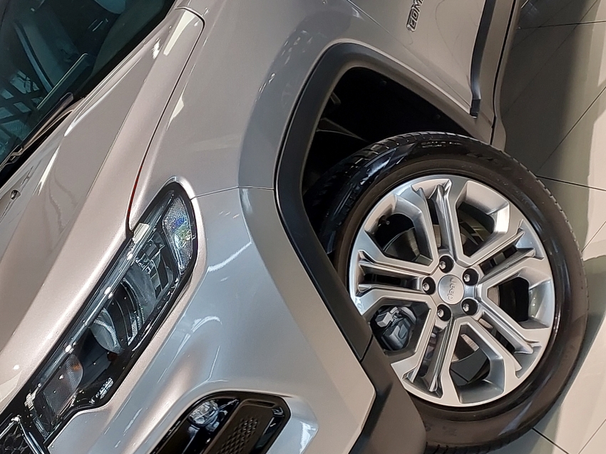 jeep compass 1.3 t270 turbo flex longitude at6 4p automatico 202225 jeep compass 1.3 t270 turbo flex longitude at6 4p automatico 202225