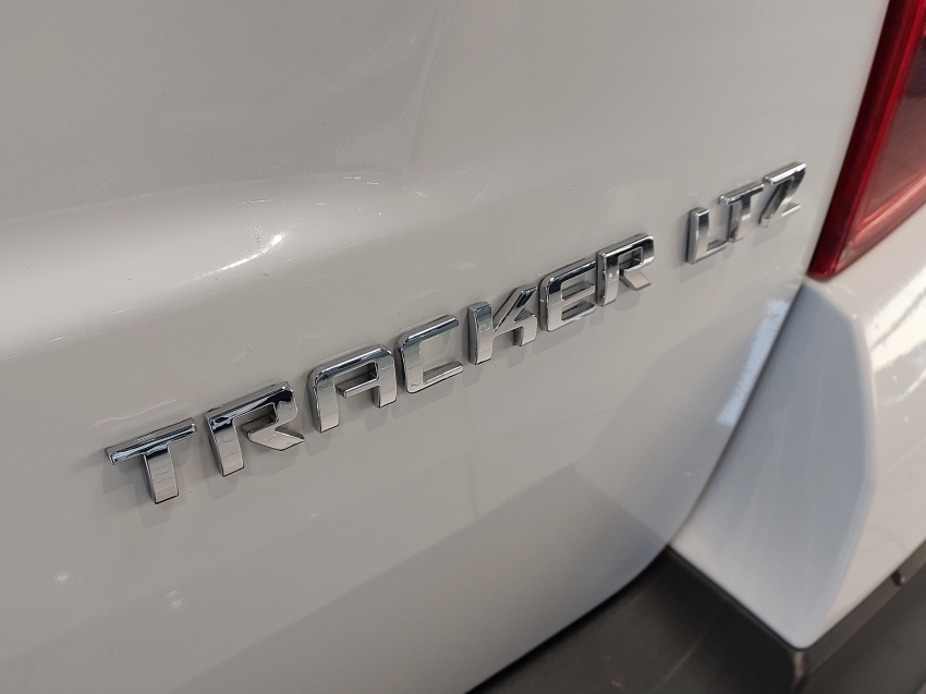 chevrolet tracker 1.8 mpfi ltz 4x2 16v flex 4p automatico 201522 chevrolet tracker 1.8 mpfi ltz 4x2 16v flex 4p automatico 201522