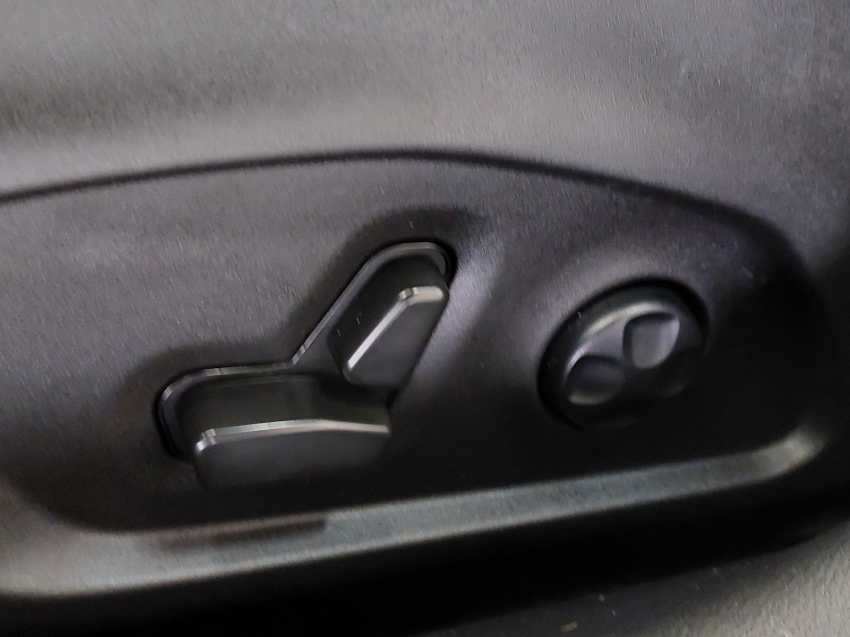 jeep commander 1.3 t270 turbo flex overland at6 4p automatico 202224 jeep commander 1.3 t270 turbo flex overland at6 4p automatico 202224