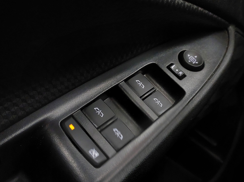 chevrolet onix 1.0 turbo flex lt manual 4p 202316 chevrolet onix 1.0 turbo flex lt manual 4p 202316