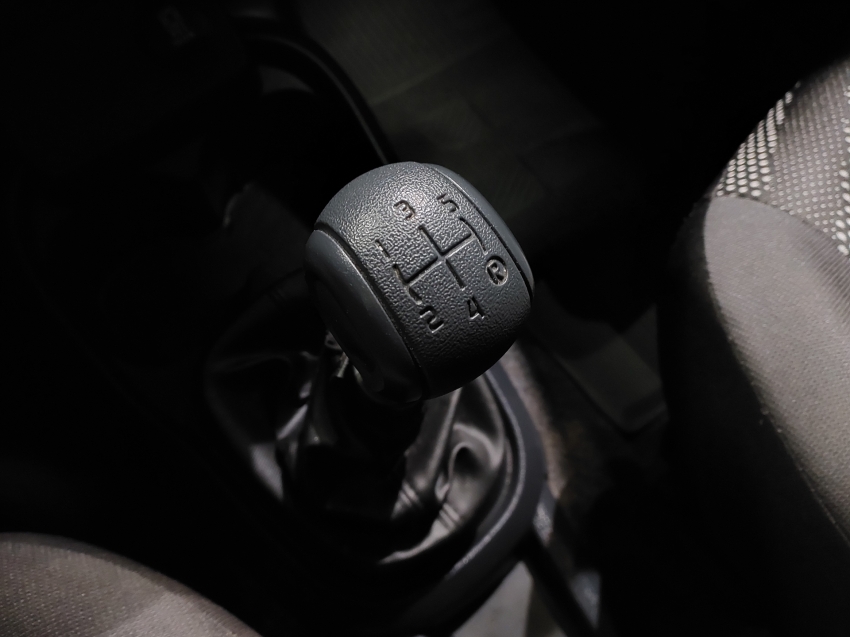 fiat mobi 1.0 evo flex like. manual 4p 202310 fiat mobi 1.0 evo flex like. manual 4p 202310