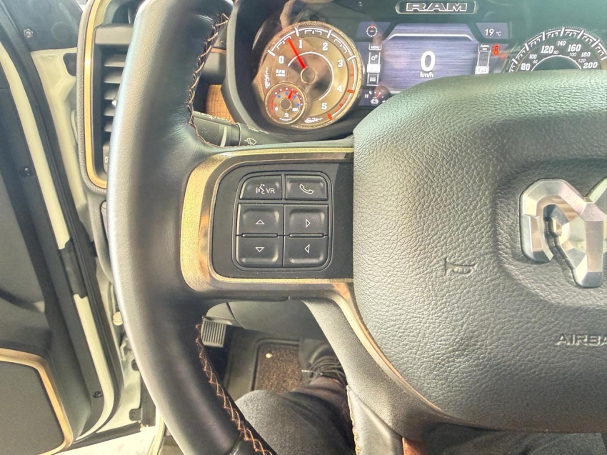 ram 3500 6.7 i6 turbo diesel limited longhorn cd 4x4 automatico 4p 202215 ram 3500 6.7 i6 turbo diesel limited longhorn cd 4x4 automatico 4p 202215