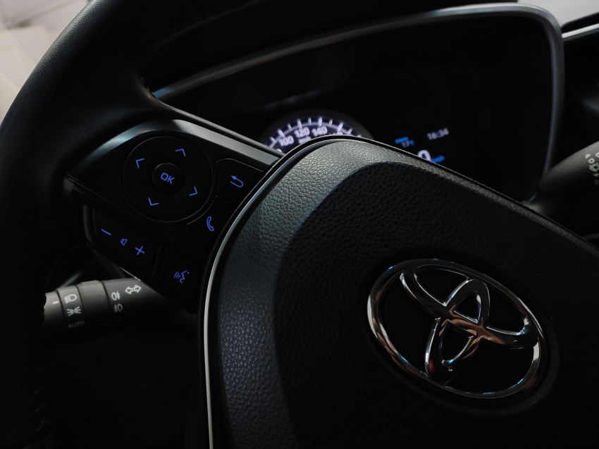 toyota corolla 2.0 vvt-ie flex xei direct shift 4p automatico 202214 toyota corolla 2.0 vvt-ie flex xei direct shift 4p automatico 202214