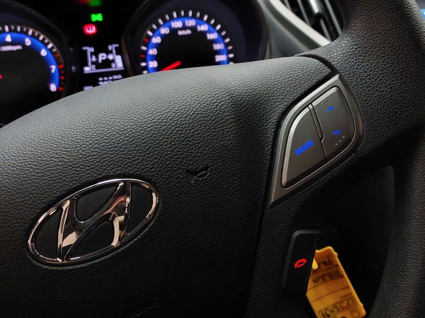 hyundai hb20s 1.6 comfort style 16v flex 4p automatico 201815 hyundai hb20s 1.6 comfort style 16v flex 4p automatico 201815